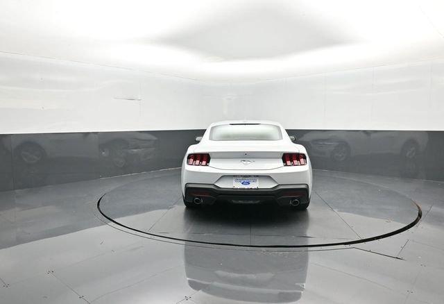 Ford Mustang Ecoboost® Fastback - Thumbnail 7