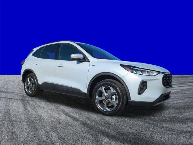 Ford Escape St-Line Select - Thumbnail 2