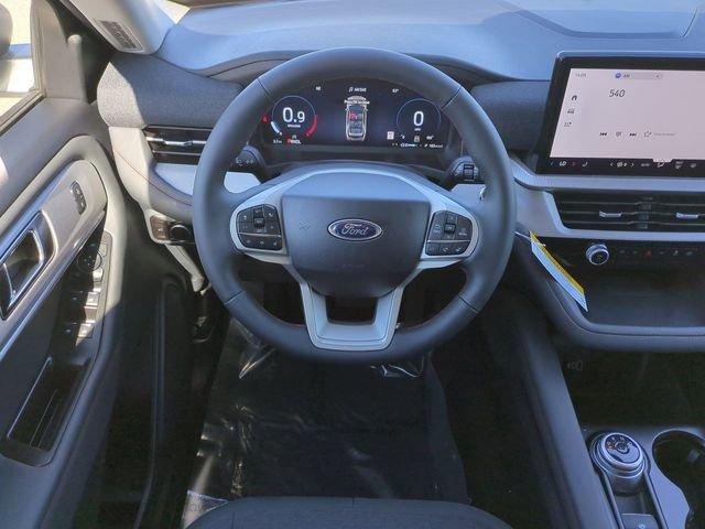 Ford Explorer Active - Thumbnail 18
