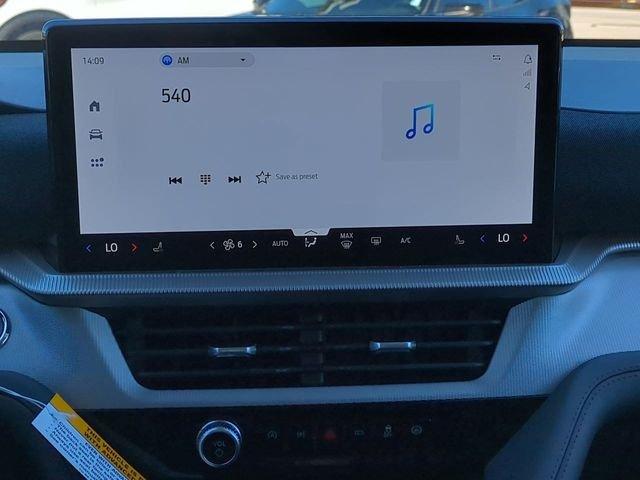 Ford Explorer Active - Thumbnail 20