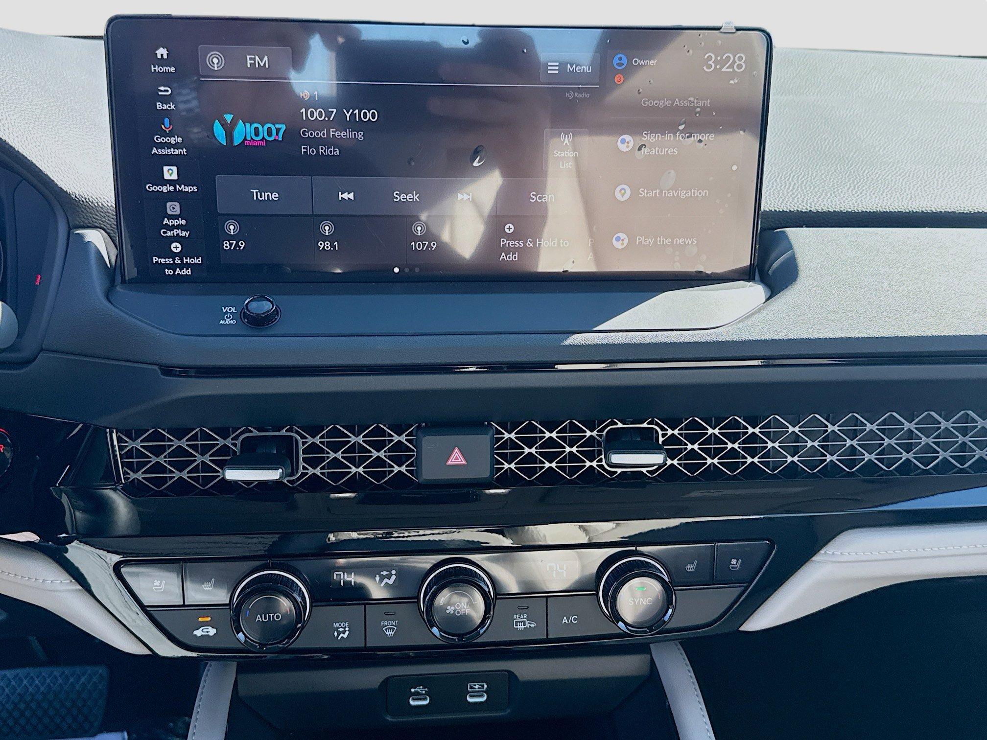 Honda Accord Hybrid Touring Fwd - Thumbnail 13