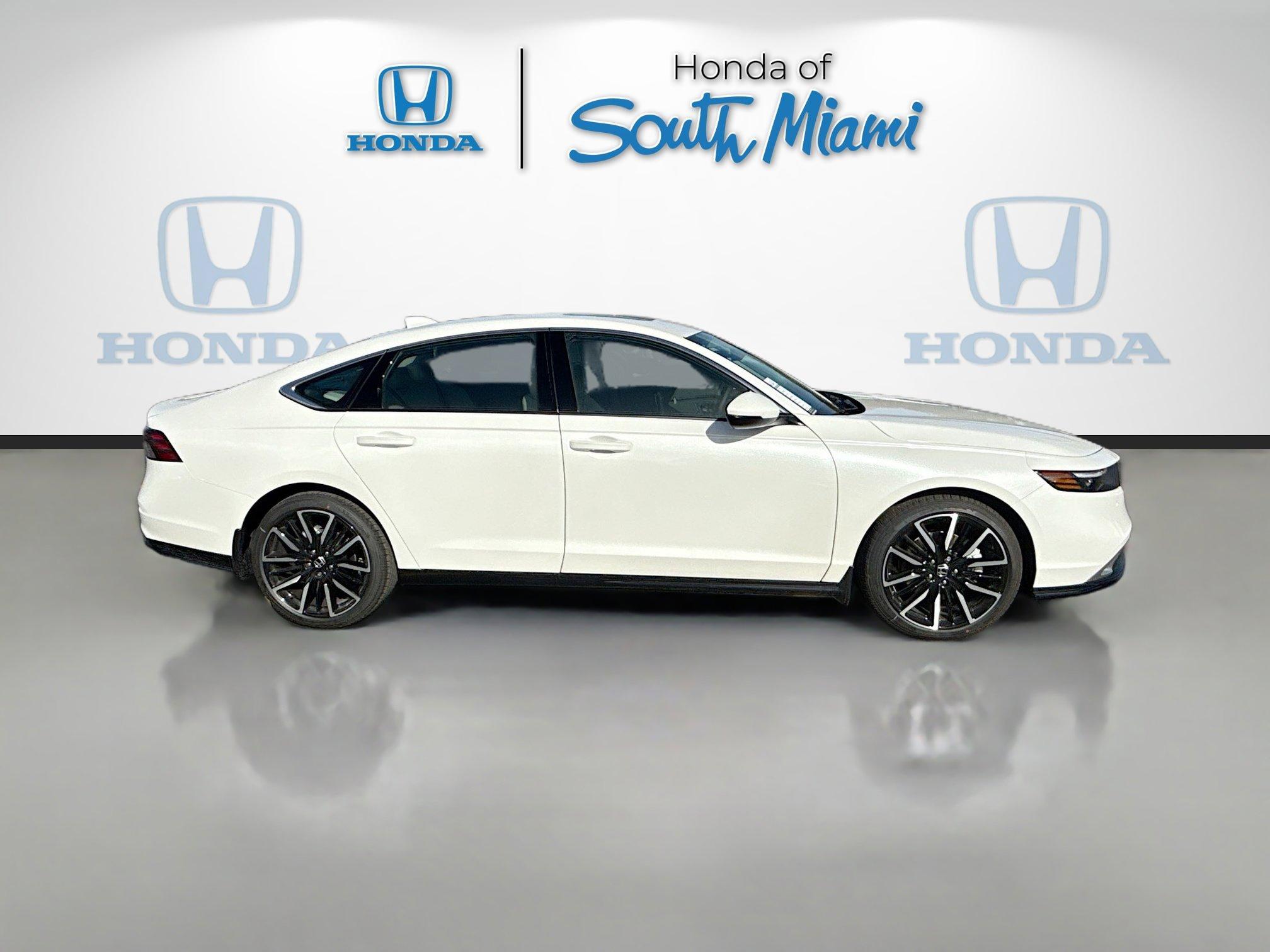 Honda Accord Hybrid Touring Fwd - Thumbnail 9