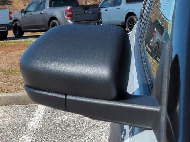 Ford Explorer Active - Thumbnail 14