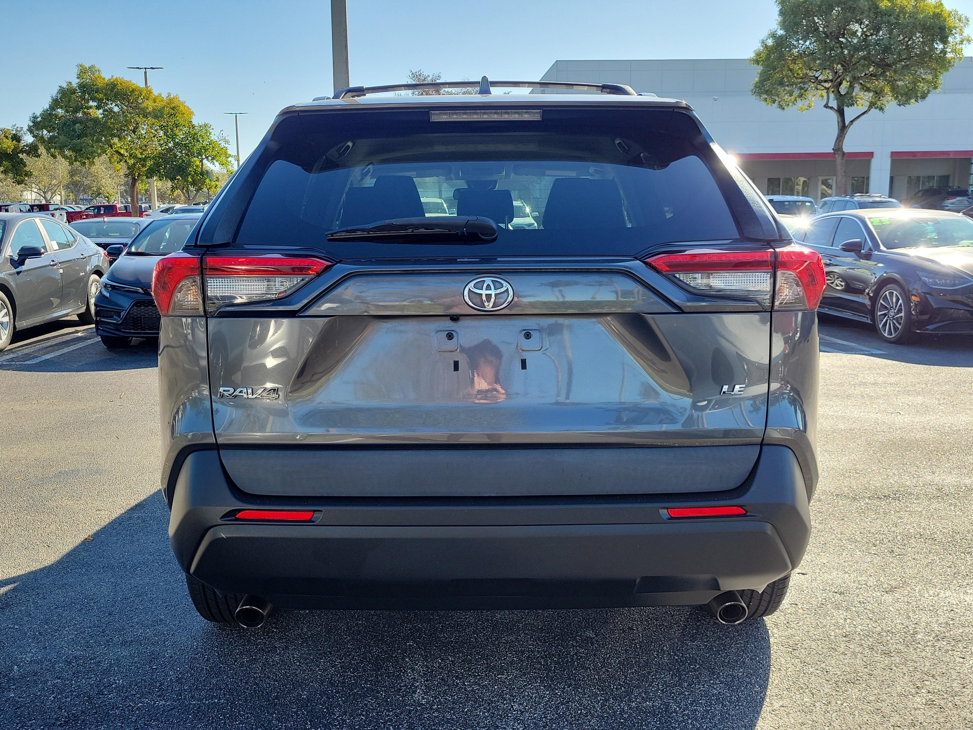 Toyota Rav4 Le Fwd - Thumbnail 6