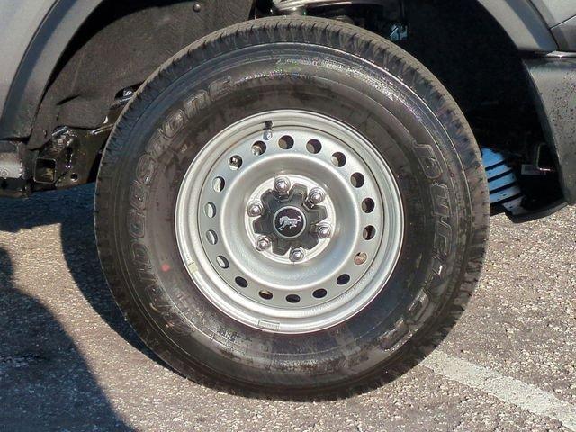 Ford Bronco Base - Thumbnail 12