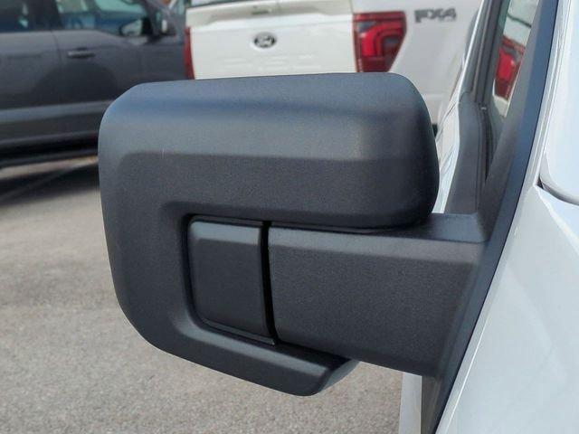 Ford F-150 Xl - Thumbnail 13