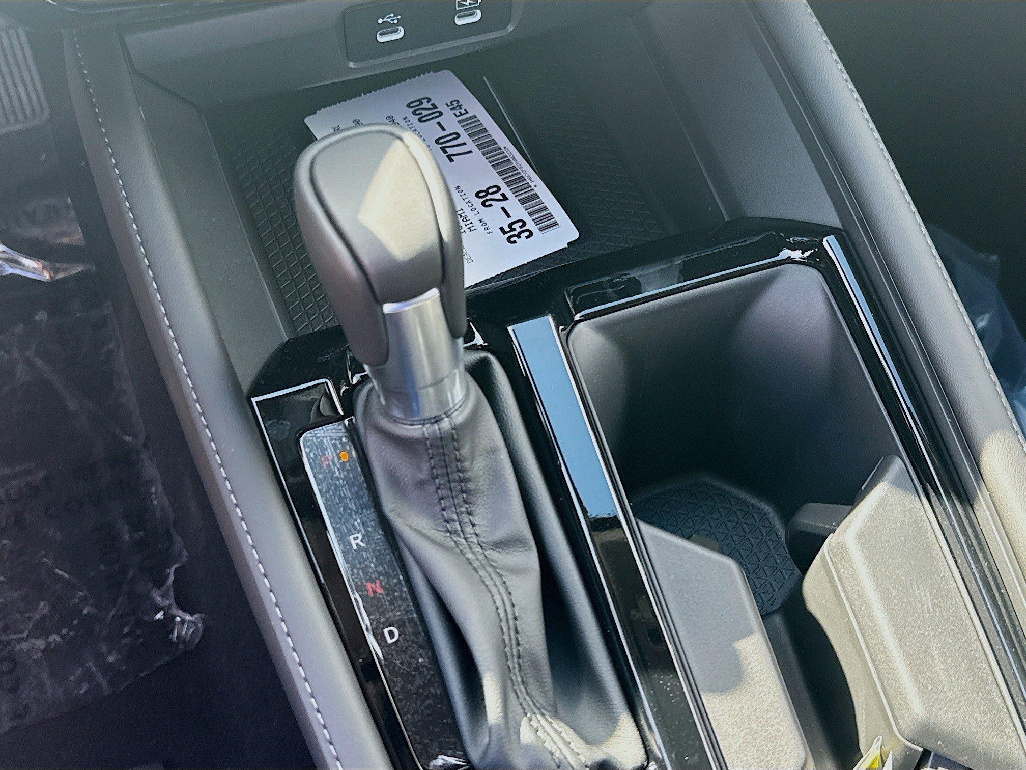 Honda Accord Hybrid Touring Fwd - Thumbnail 17