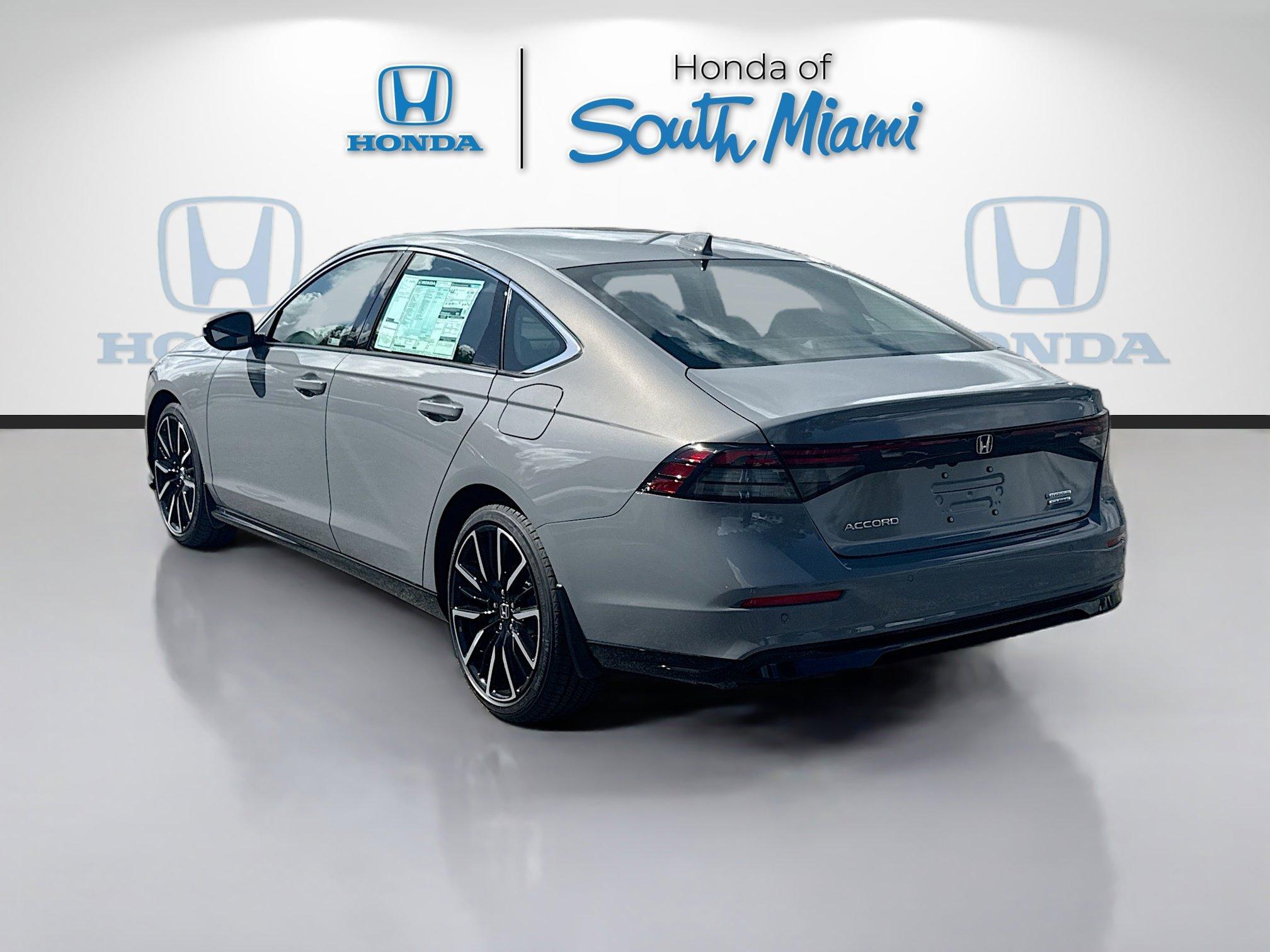 Honda Accord Hybrid Touring Fwd - Thumbnail 6