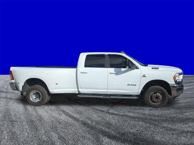 Ram 3500 Big Horn - Thumbnail 4