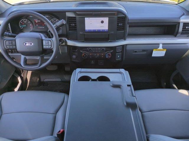 Ford Super Duty F-250® Xl - Thumbnail 16