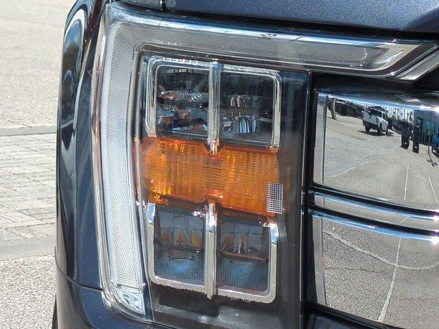 Ford F-150 Lariat - Thumbnail 11