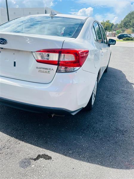 Subaru Impreza2.0I Premium Cvt 4-Door - Thumbnail 6