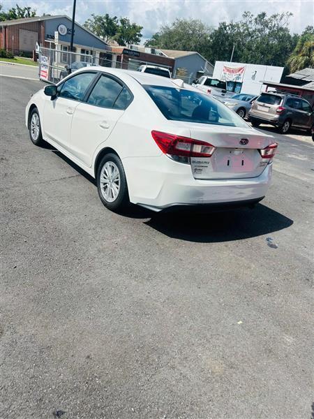 Subaru Impreza2.0I Premium Cvt 4-Door - Thumbnail 4