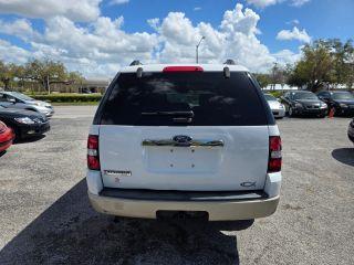 Ford Explorer - Thumbnail 12