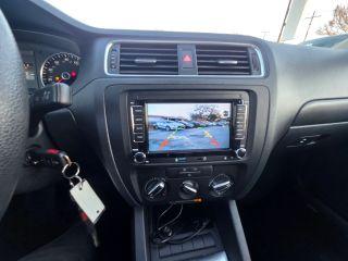 Volkswagen Jetta - Thumbnail 6