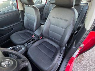 Volkswagen Jetta - Thumbnail 17