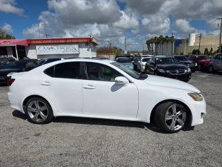 Lexus Is - Thumbnail 14