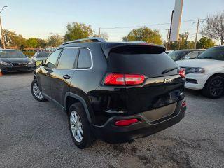 Jeep Cherokee - Thumbnail 11