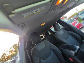 Jeep Cherokee - Thumbnail 3