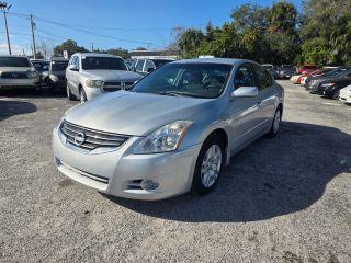 Nissan Altima - Thumbnail 9