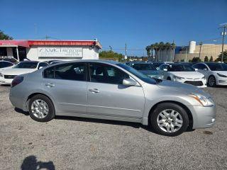 Nissan Altima - Thumbnail 14