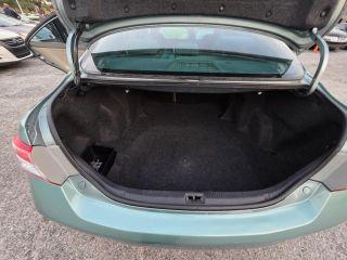 Toyota Camry - Thumbnail 4