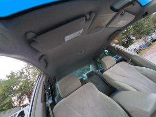 Toyota Camry - Thumbnail 3