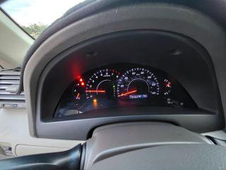 Toyota Camry - Thumbnail 15
