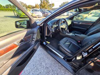 Mercedes-Benz C-Class - Thumbnail 18