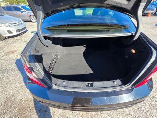 Mercedes-Benz C-Class - Thumbnail 5