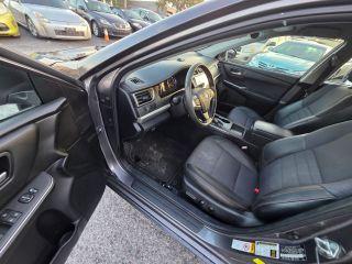 Toyota Camry - Thumbnail 18