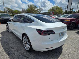 Tesla Model 3 - Thumbnail 11