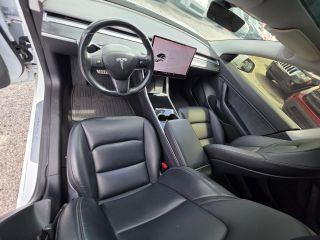 Tesla Model 3 - Thumbnail 19