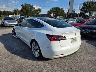 Tesla Model 3 - Thumbnail 11