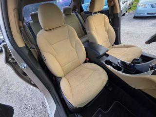 Hyundai Sonata - Thumbnail 2