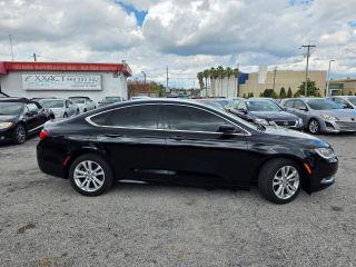 Chrysler 200 - Thumbnail 14