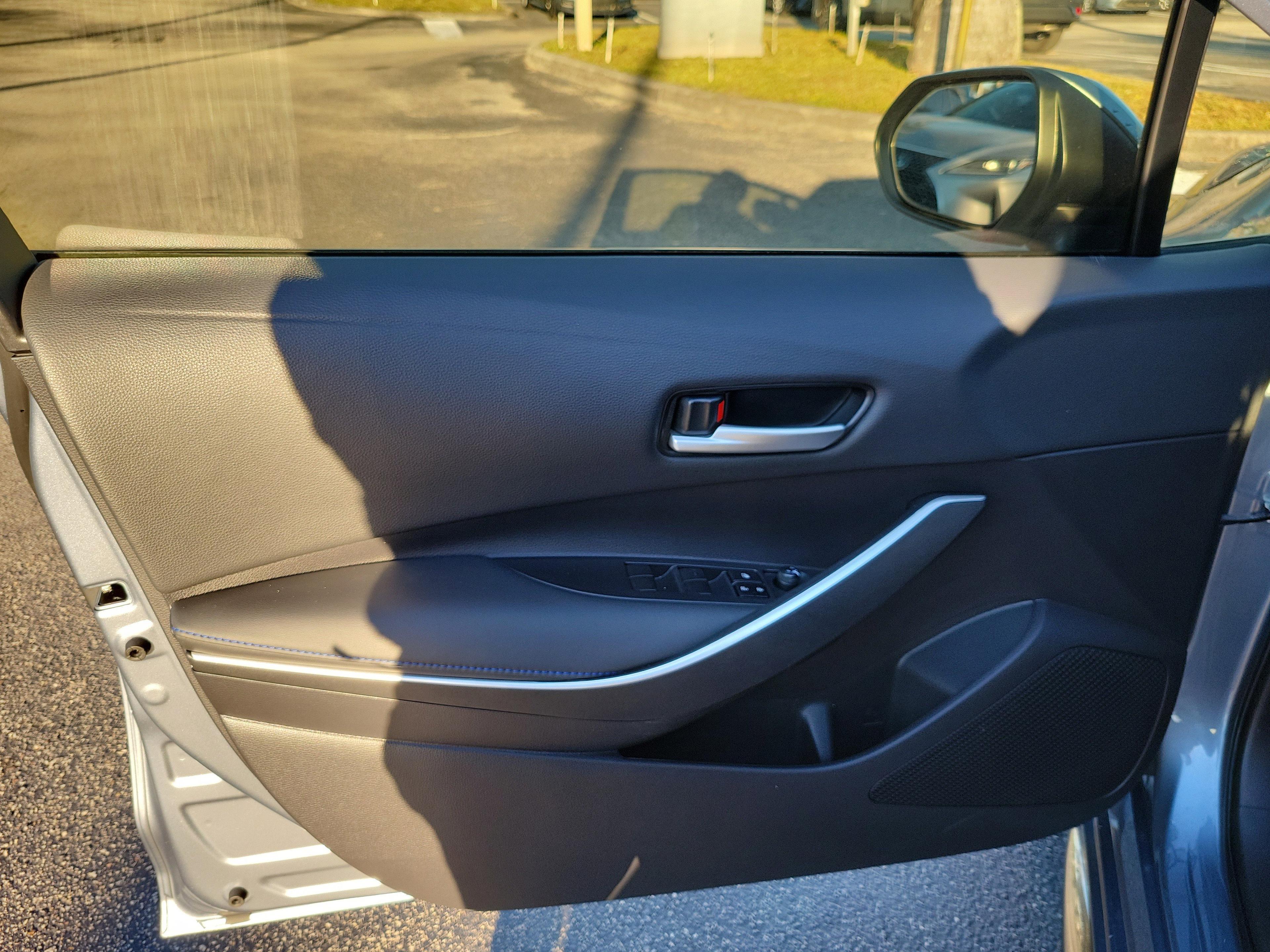 Toyota Corolla Se Fwd - Thumbnail 14