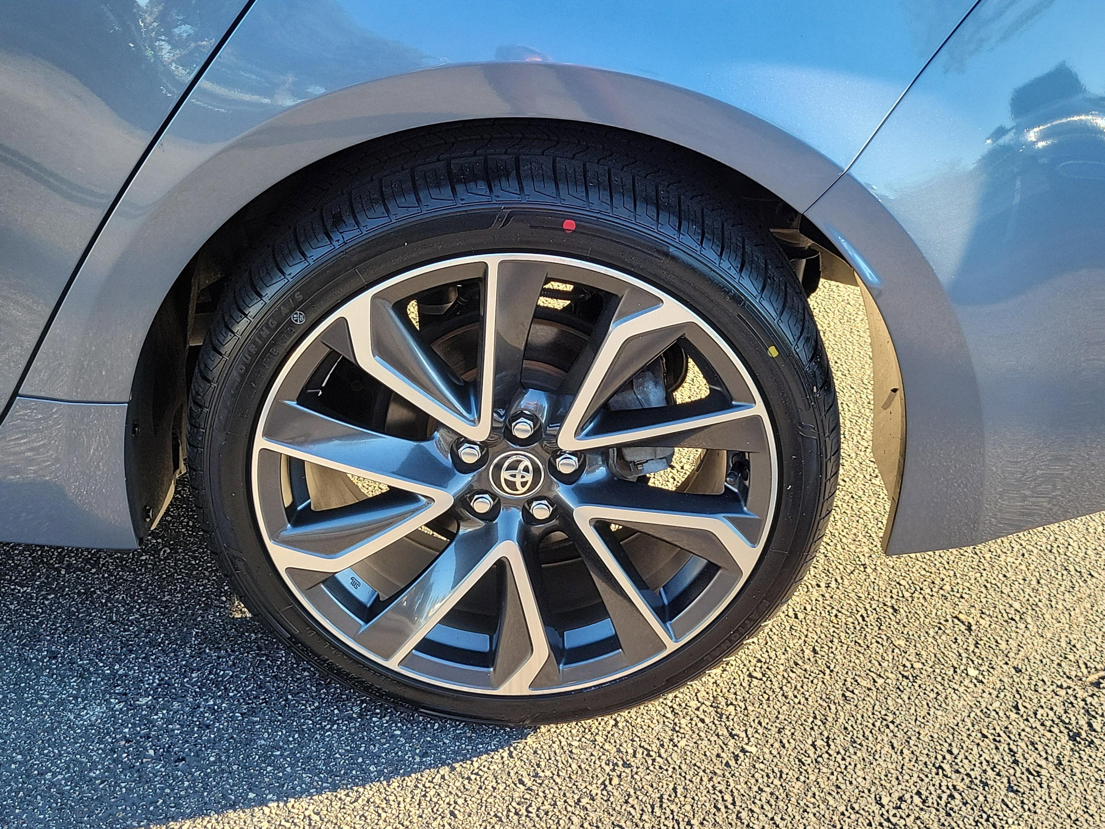 Toyota Corolla Se Fwd - Thumbnail 9