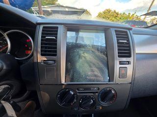 Nissan Versa - Thumbnail 5