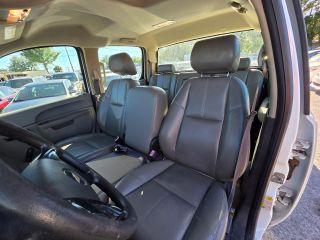 Chevrolet Silverado 2500 Hd Crew Cab - Thumbnail 17