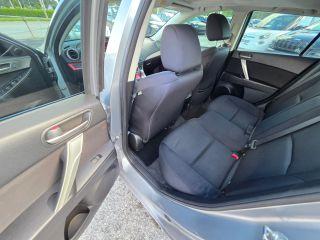 Mazda Mazda3 - Thumbnail 19