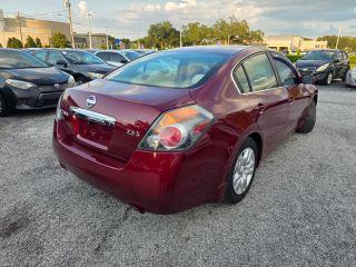 Nissan Altima - Thumbnail 13