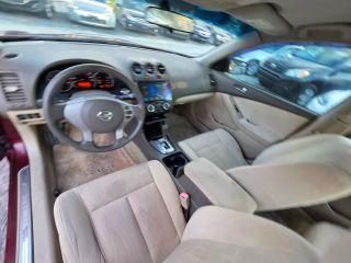 Nissan Altima - Thumbnail 20