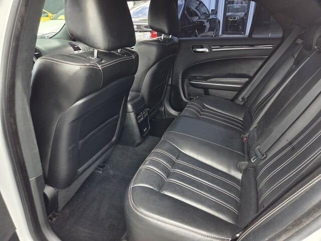 Chrysler 300S - Thumbnail 12