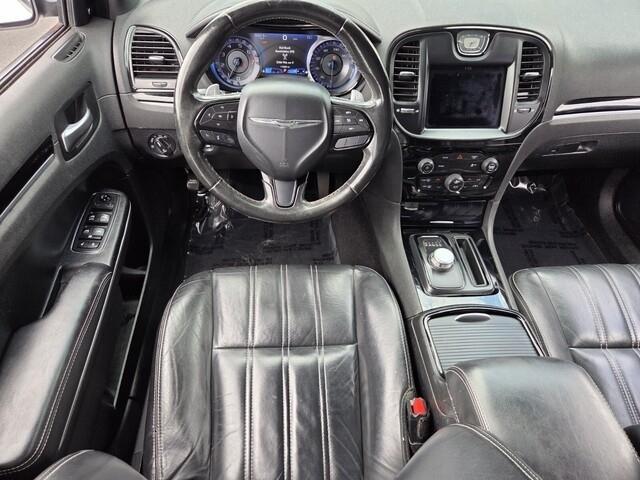 Chrysler 300S - Thumbnail 13