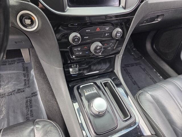 Chrysler 300S - Thumbnail 6