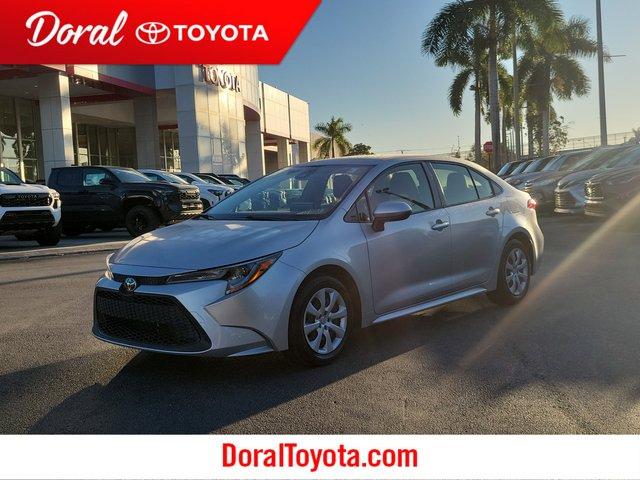 Toyota Corolla Le Fwd - View 1