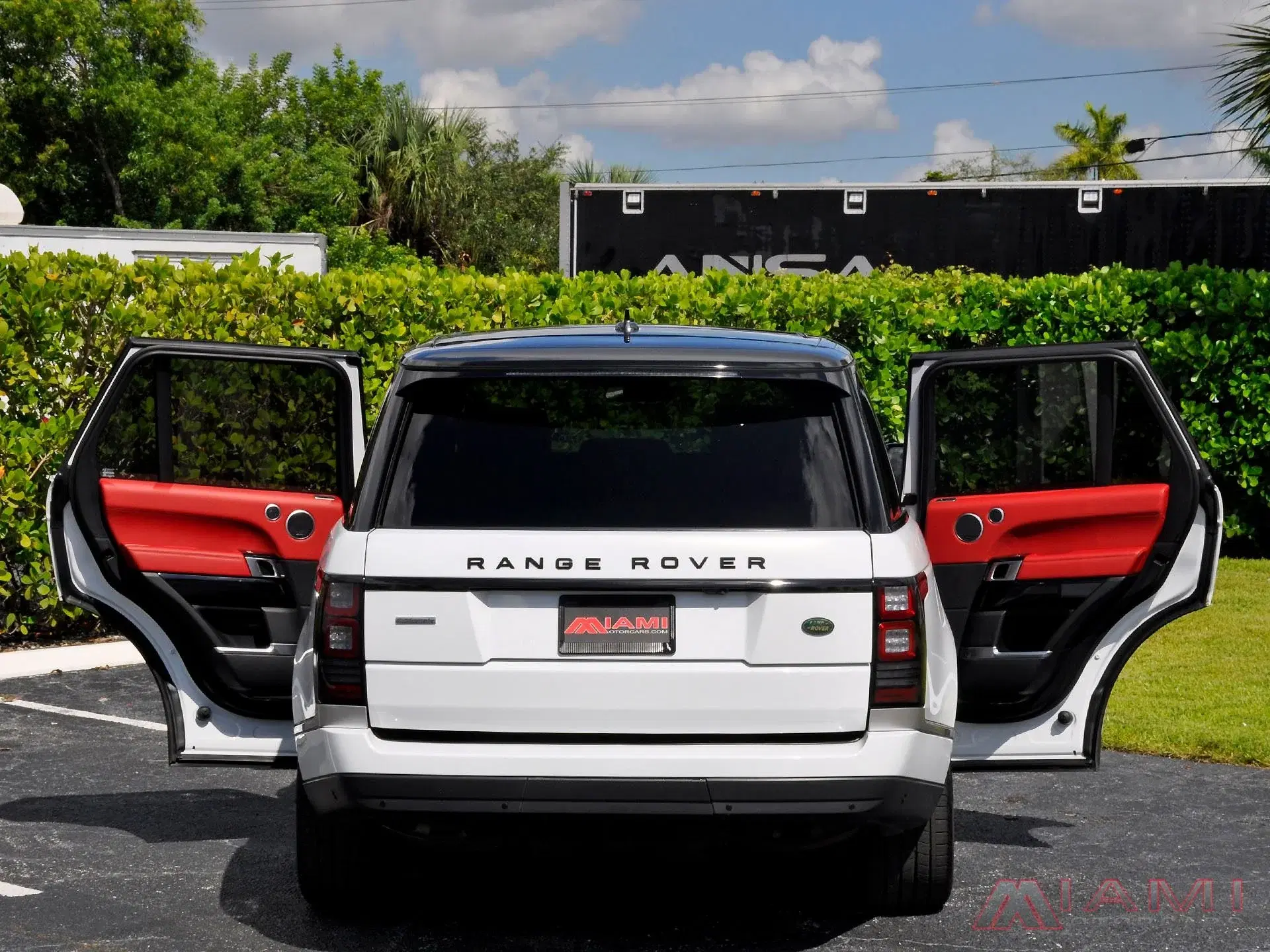 Land Rover Range Rover - Thumbnail 14