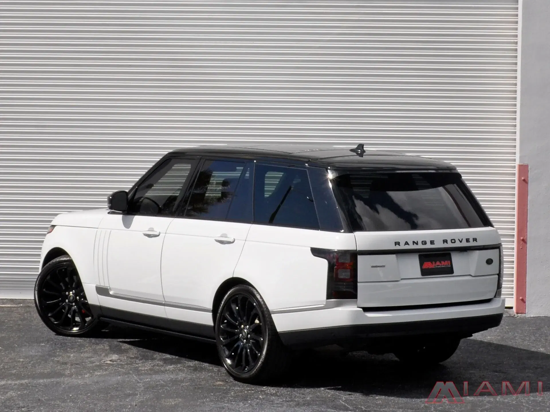 Land Rover Range Rover - Thumbnail 9