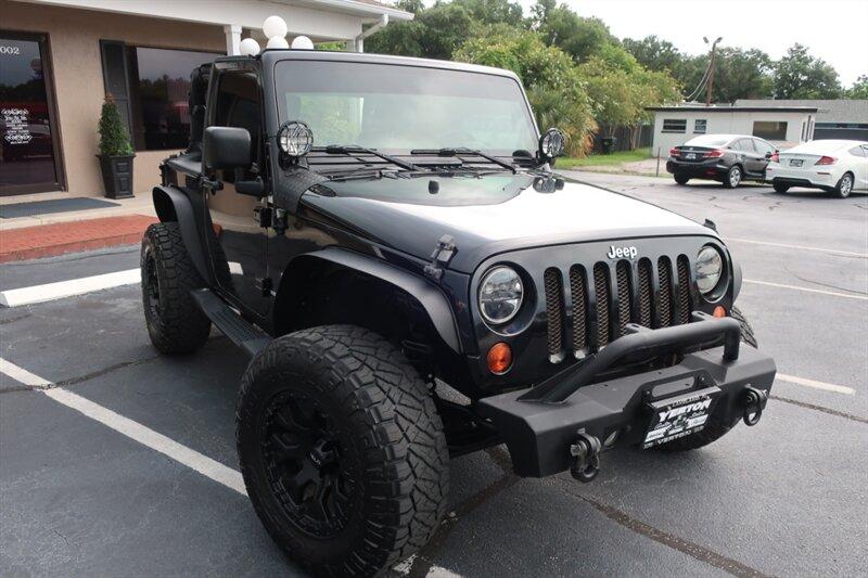 Jeep Wrangler Sport - Thumbnail 3